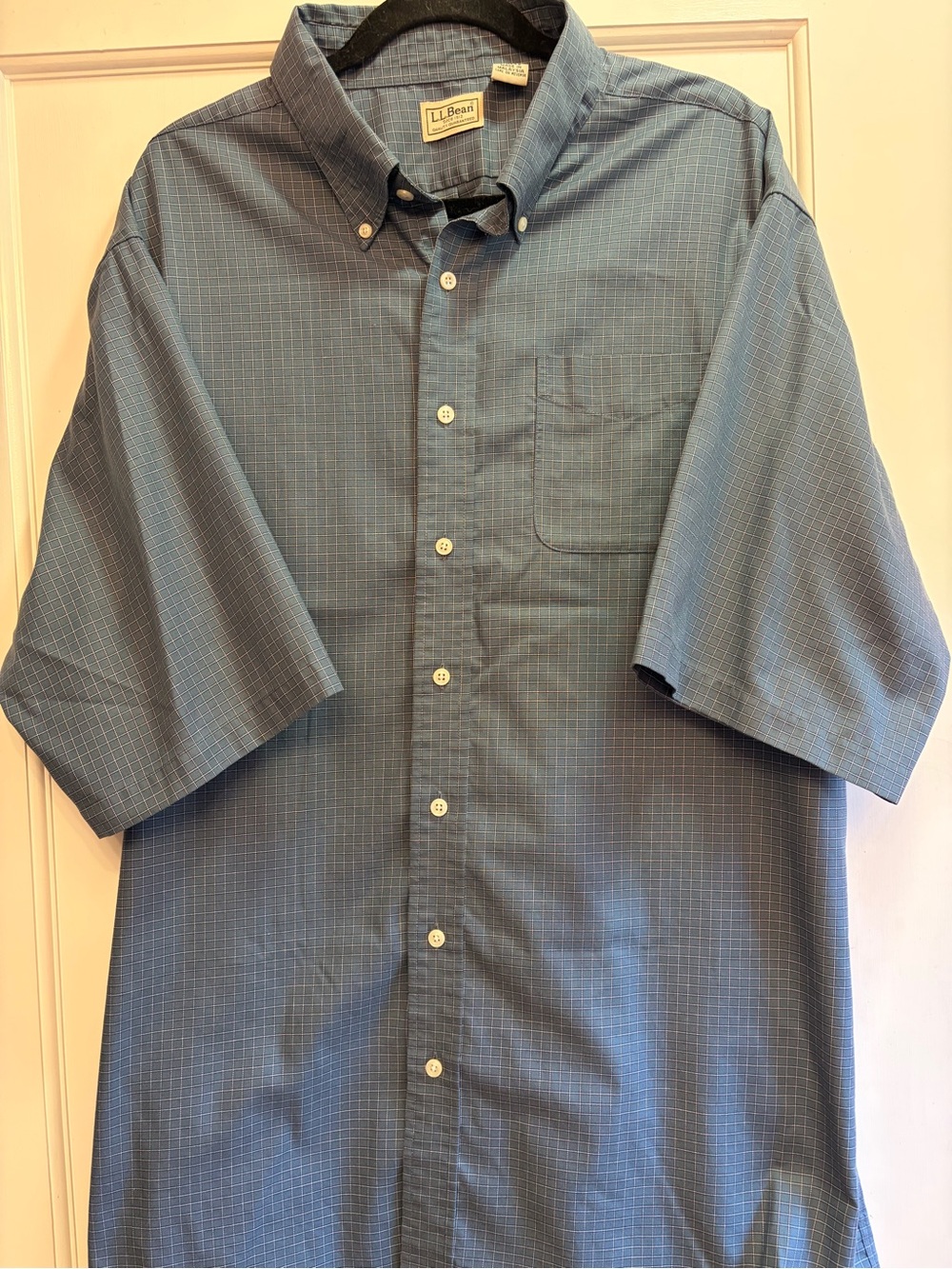 100% Cotton L.L. Bean Men's Blue Button-Down Short-Sleeve Shirt R1